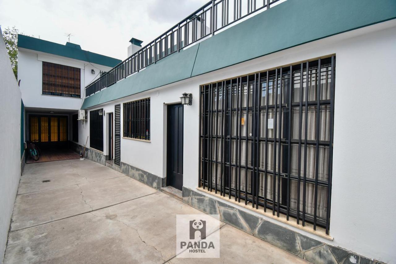 Panda Hostel Mendoza Exterior photo