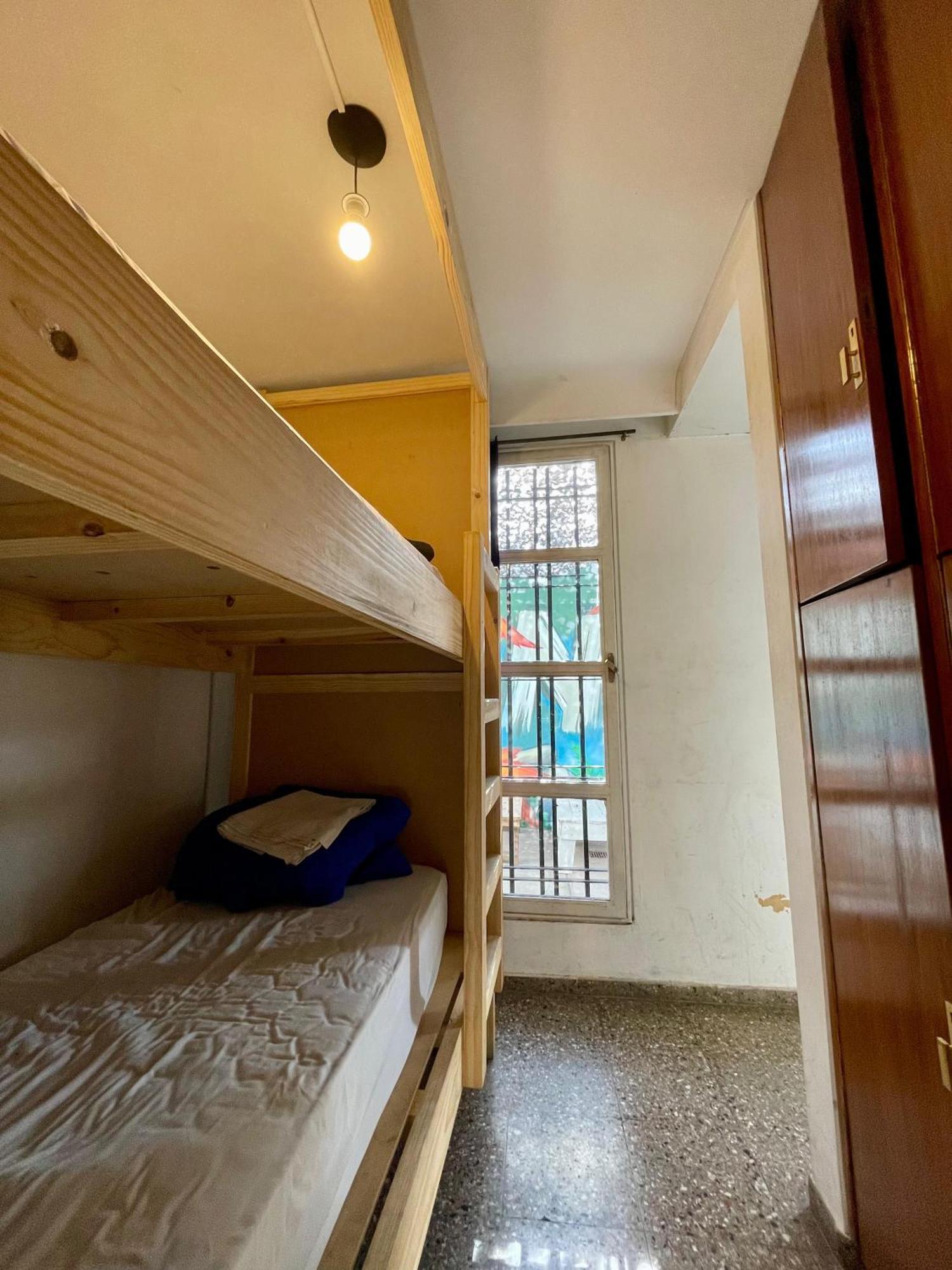 Panda Hostel Mendoza Exterior photo